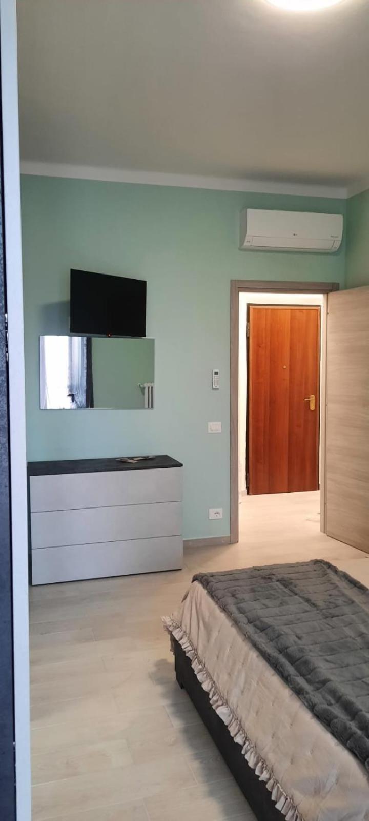 Appartamento Anzalone House Asti Esterno foto